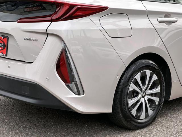 2022 Toyota Prius Prime Limited [10]