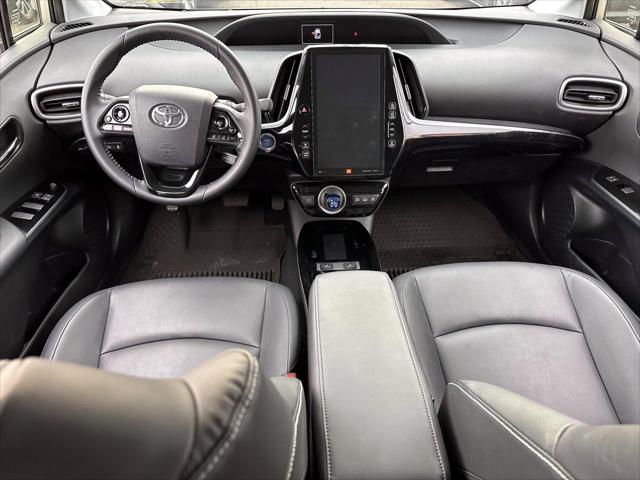 2022 Toyota Prius Prime Limited [16]