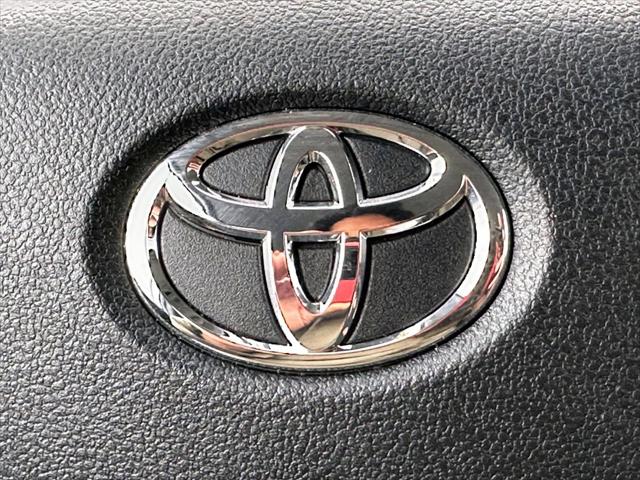 2022 Toyota Prius Prime Limited [22]