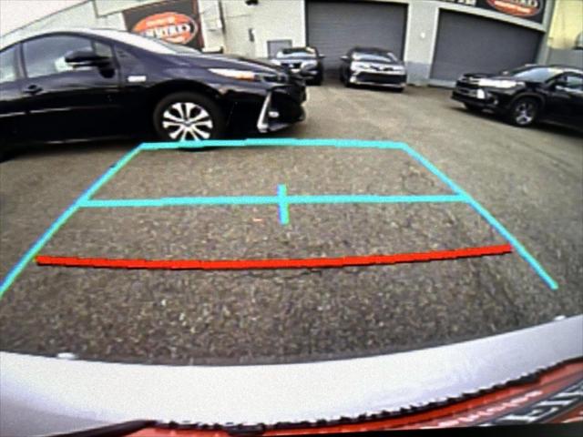 2022 Toyota Prius Prime Limited [25]