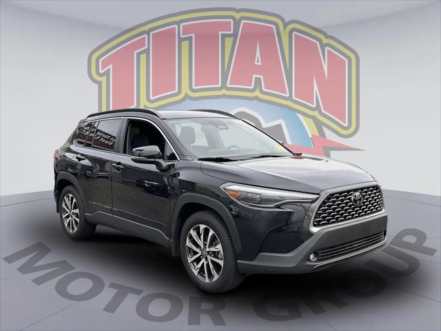 2023 Toyota Corolla Cross XLE [3]