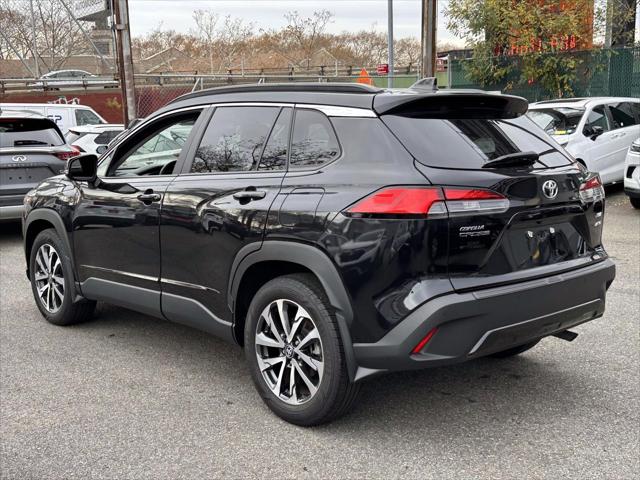 2023 Toyota Corolla Cross XLE [4]