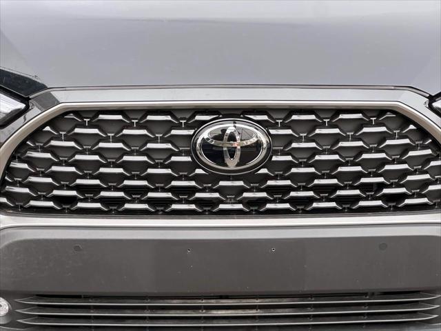 2023 Toyota Corolla Cross XLE [8]