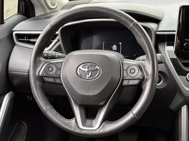 2023 Toyota Corolla Cross XLE [18]