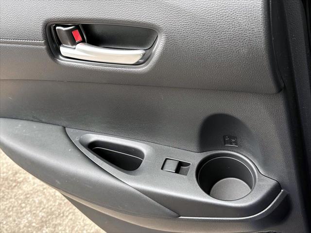 2023 Toyota Corolla Cross XLE [21]