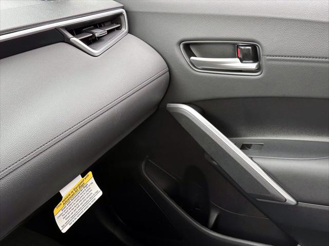 2023 Toyota Corolla Cross XLE [25]