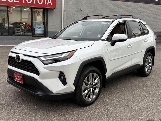 2023 Toyota RAV4 XLE Premium [6]