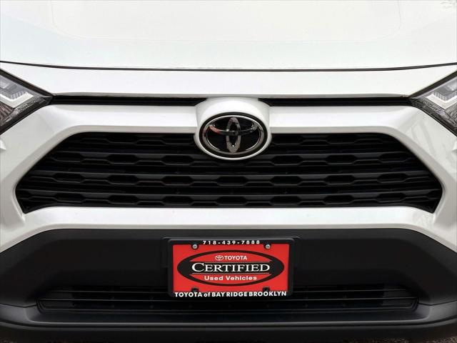 2023 Toyota RAV4 XLE Premium [8]