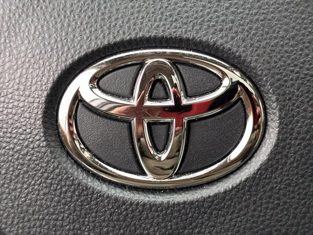 2023 Toyota RAV4 XLE Premium [24]