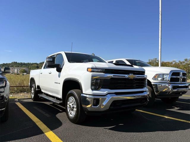 2025 Chevrolet Silverado 2500HD 4WD Crew Cab Standard Bed LT