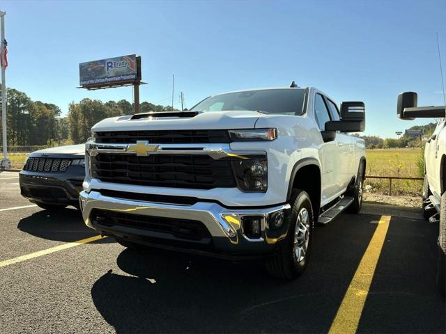2025 Chevrolet Silverado 2500HD 4WD Crew Cab Standard Bed LT