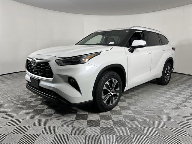 2024 Toyota Highlander XLE 2024 Toyota Highlander XLE