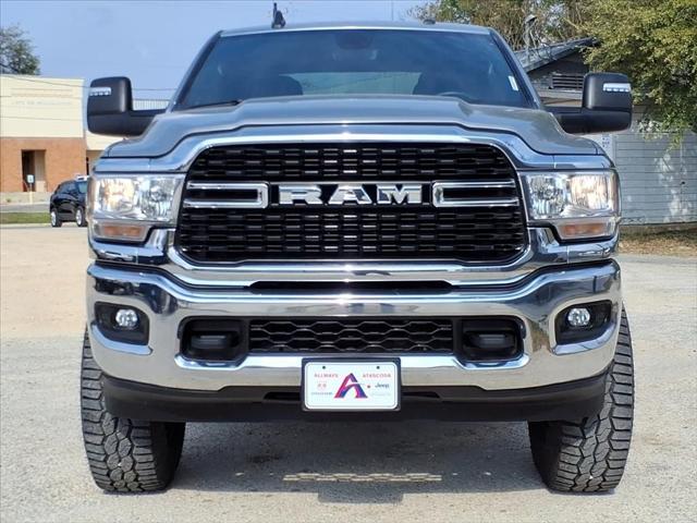 2024 RAM 2500 Big Horn Crew Cab 4x4 64 Box