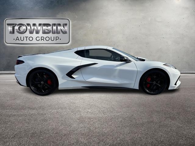 2022 Chevrolet Corvette Stingray RWD Coupe 2LT 2022 Chevrolet Corvette Stingray RWD Coupe 2LT