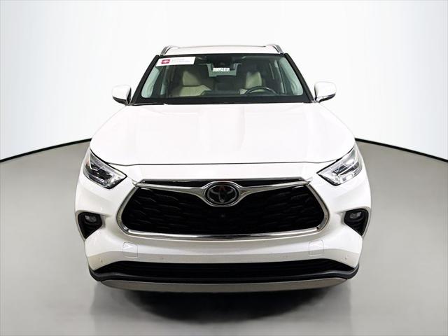 2021 Toyota Highlander Platinum 2021 Toyota Highlander Platinum