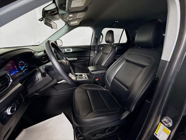 2022 Ford Explorer XLT 2022 Ford Explorer XLT