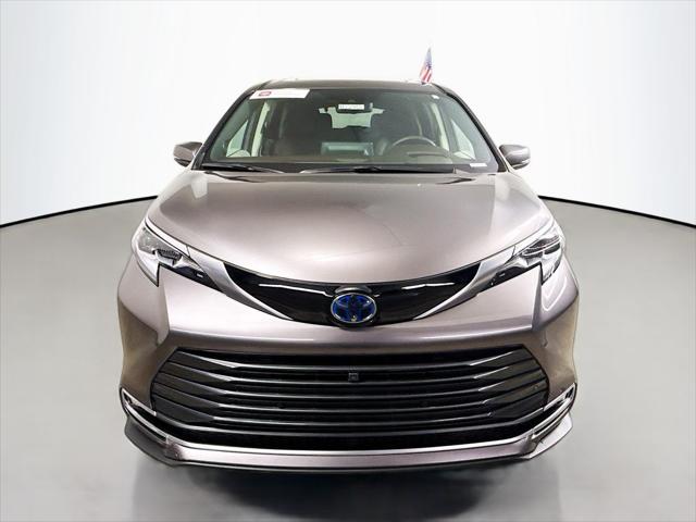 2023 Toyota Sienna Platinum 2023 Toyota Sienna Platinum