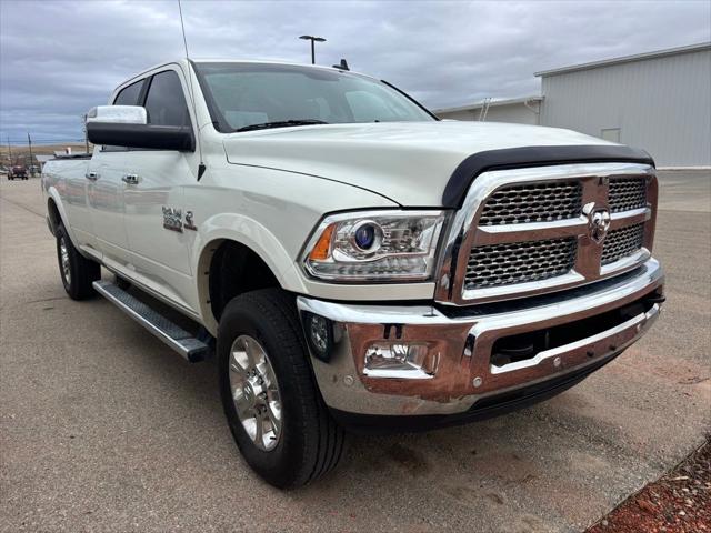 2018 RAM 3500 Laramie Crew Cab 4x4 8 Box 2018 RAM 3500 Laramie Crew Cab 4x4 8 Box