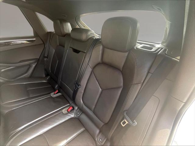 2018 Porsche Macan Base