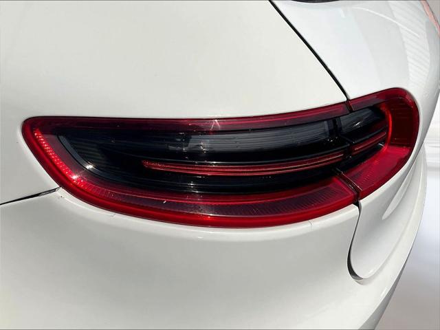 2018 Porsche Macan Base