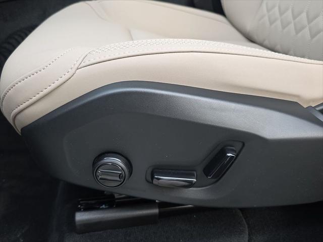 2026 Volvo XC90 Plus, B6 AWD Gas (mild hybrid), Gasoline, Bright, 7 Seats