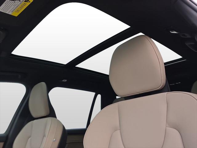 2026 Volvo XC90 Plus, B6 AWD Gas (mild hybrid), Gasoline, Bright, 7 Seats