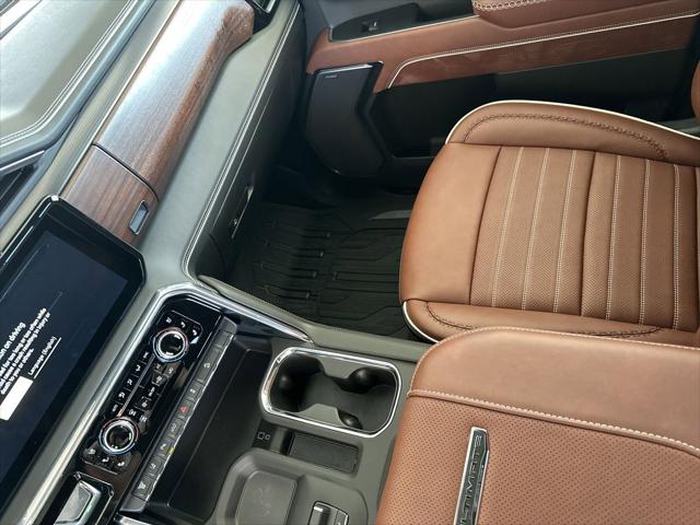 2026 GMC Sierra 3500HD Crew Cab, Long Bed, Denali Ultimate Dual Rear Wheel, 4WD