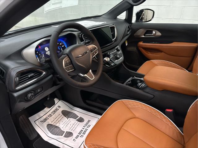 New 2026 Chrysler Pacifica For Sale in Wilmington, OH