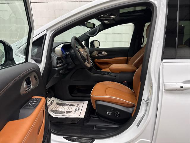 New 2026 Chrysler Pacifica For Sale in Wilmington, OH