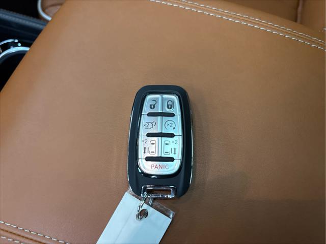 New 2026 Chrysler Pacifica For Sale in Wilmington, OH