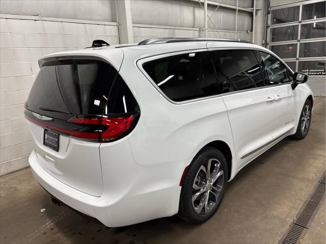 New 2026 Chrysler Pacifica For Sale in Wilmington, OH