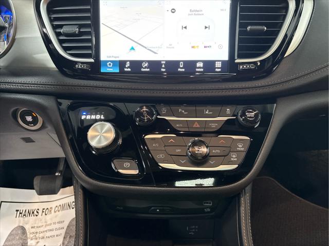 New 2026 Chrysler Pacifica For Sale in Wilmington, OH