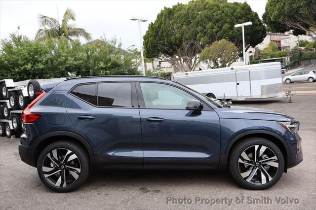 2026 Volvo XC40 B5 Ultra