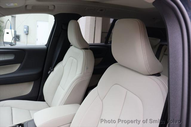 2026 Volvo XC40 B5 Ultra