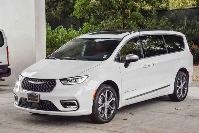 2026 Chrysler Pacifica Pinnacle AWD