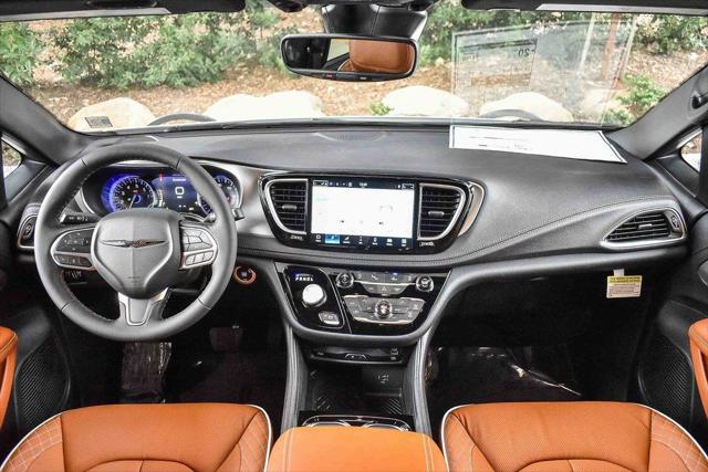 2026 Chrysler Pacifica Pinnacle AWD