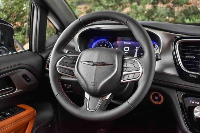 2026 Chrysler Pacifica Pinnacle AWD