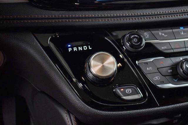 2026 Chrysler Pacifica Pinnacle AWD