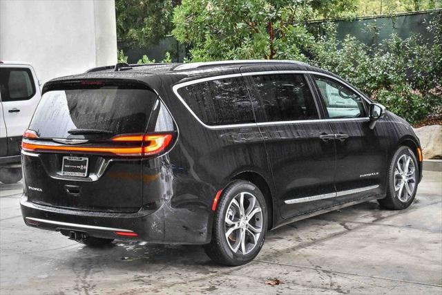 2026 Chrysler Pacifica Pinnacle