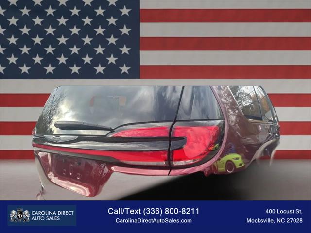 2022 Chrysler Pacifica Touring L