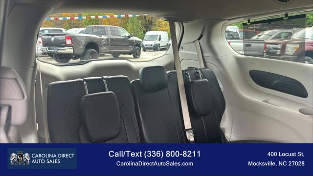 2022 Chrysler Pacifica Touring L