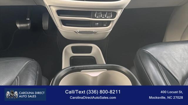 2022 Chrysler Pacifica Touring L
