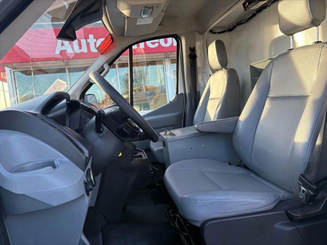 2016 Ford Transit Cutaway 250 Cutaway Van 2D
