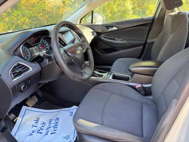 2017 Chevrolet Cruze LT Auto