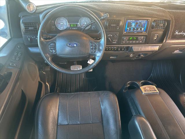 2007 Ford F-350 Lariat 4dr Crew Cab 4WD SB