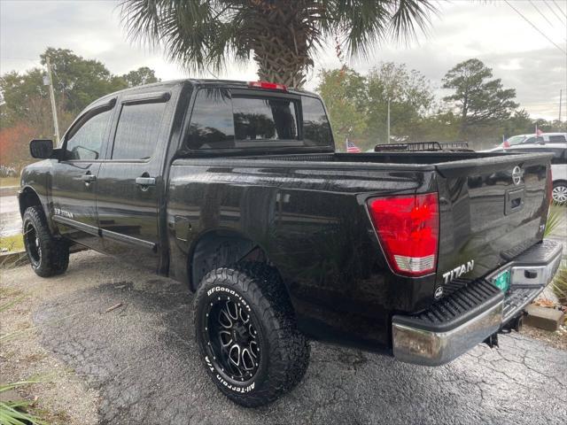 2014 Nissan Titan SV
