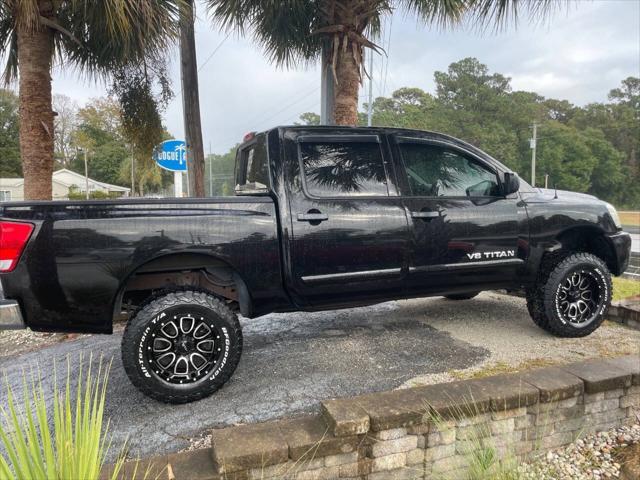 2014 Nissan Titan SV