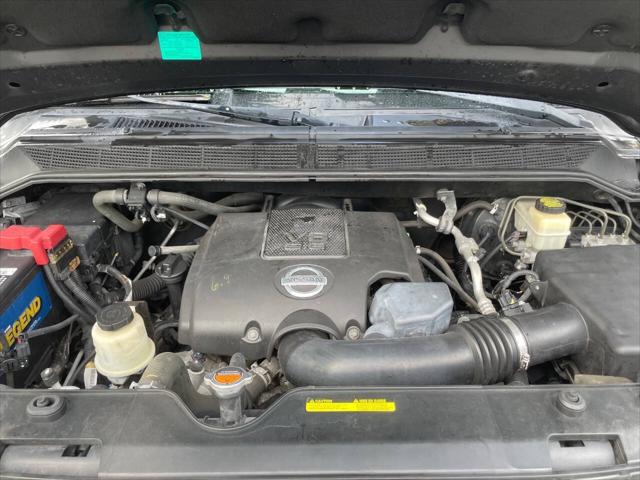 2014 Nissan Titan SV