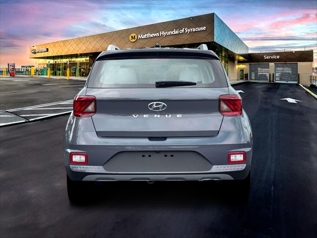2026 Hyundai Venue SEL w/Two-Tone Roof