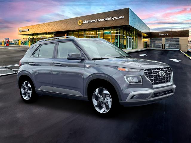 2026 Hyundai Venue SEL w/Two-Tone Roof